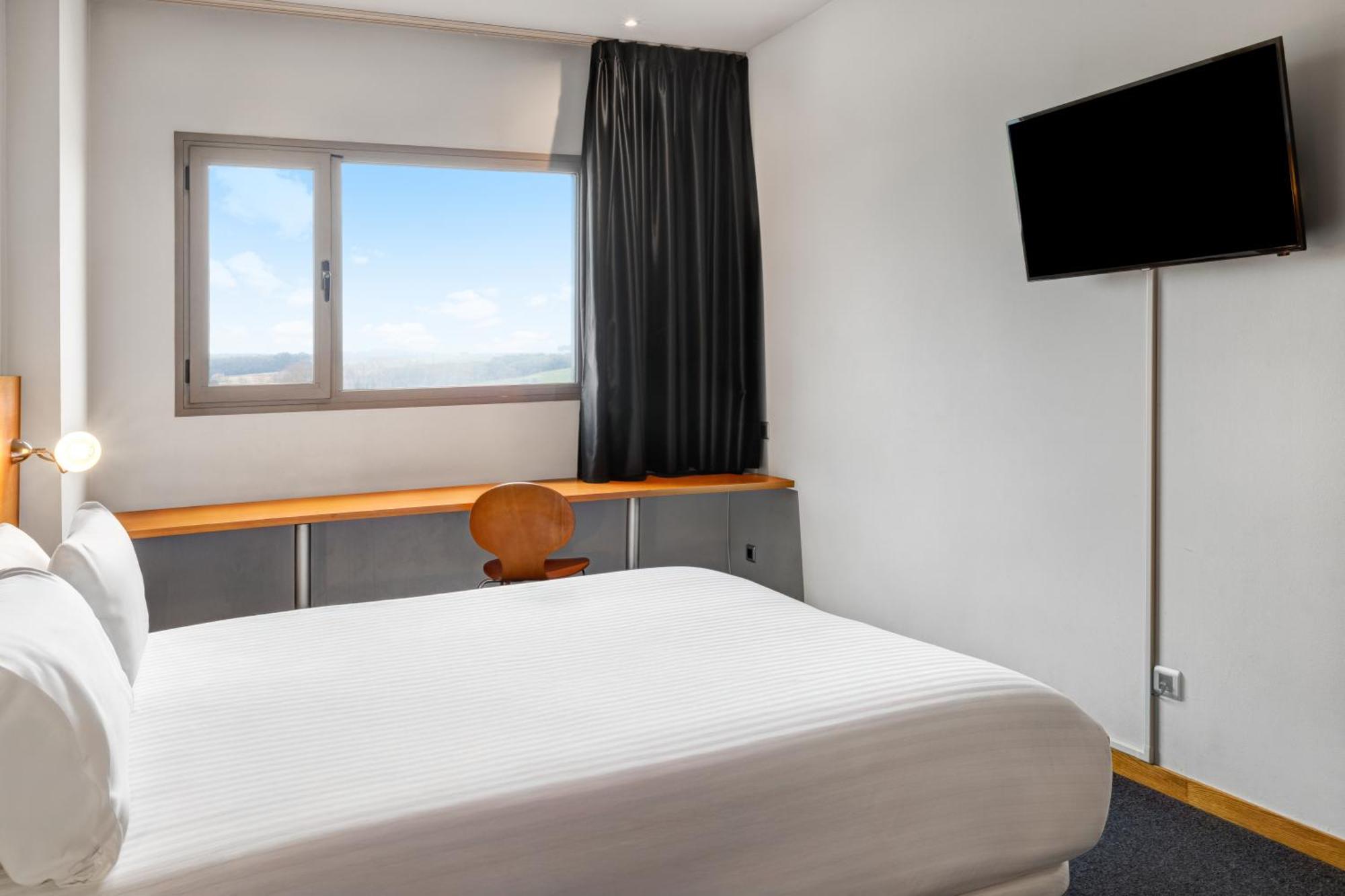 B&B Hotel Barcelona Mollet Porta De Gallecs Mollet del Valles Exterior photo