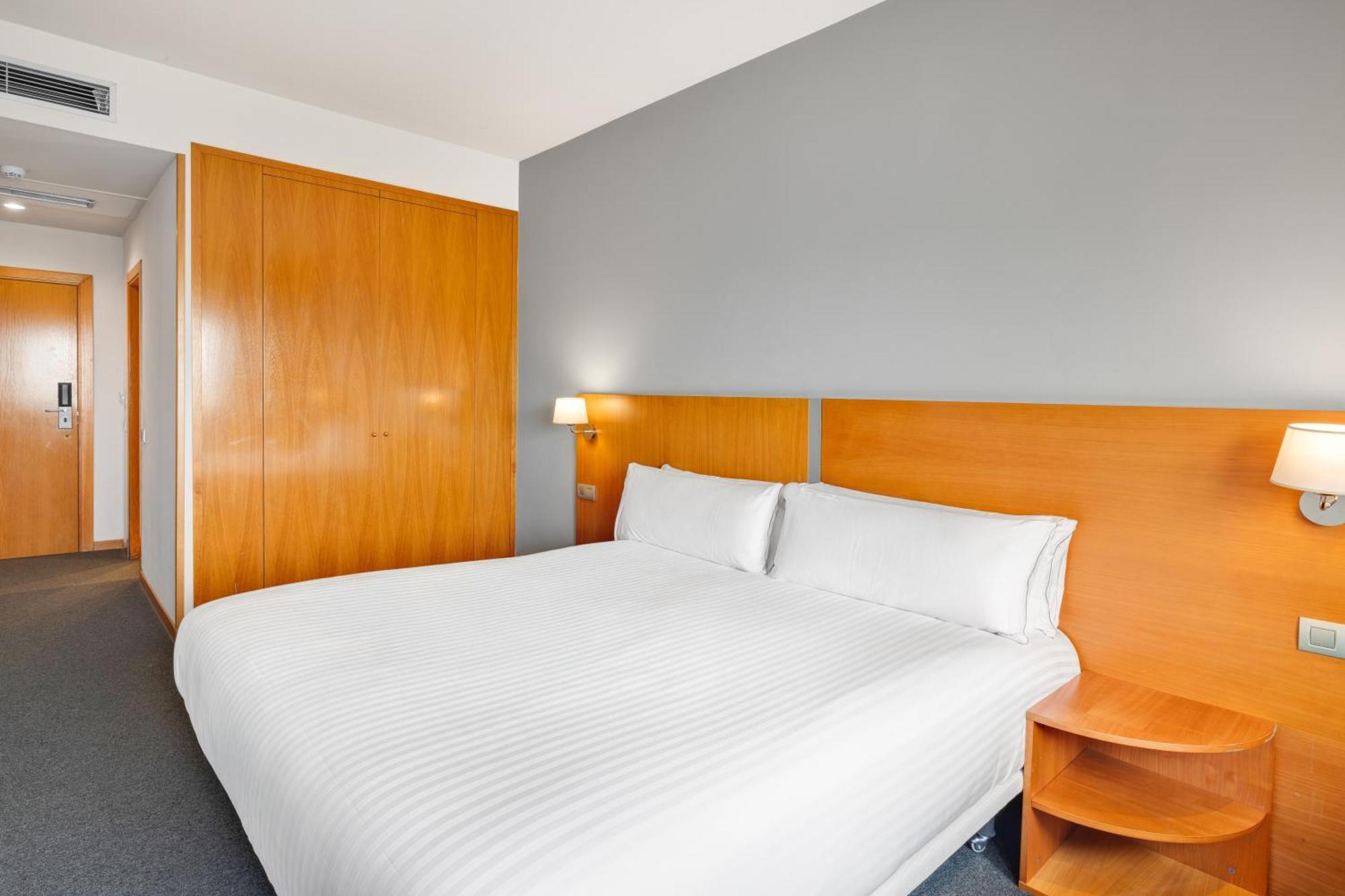 B&B Hotel Barcelona Mollet Porta De Gallecs Mollet del Valles Exterior photo