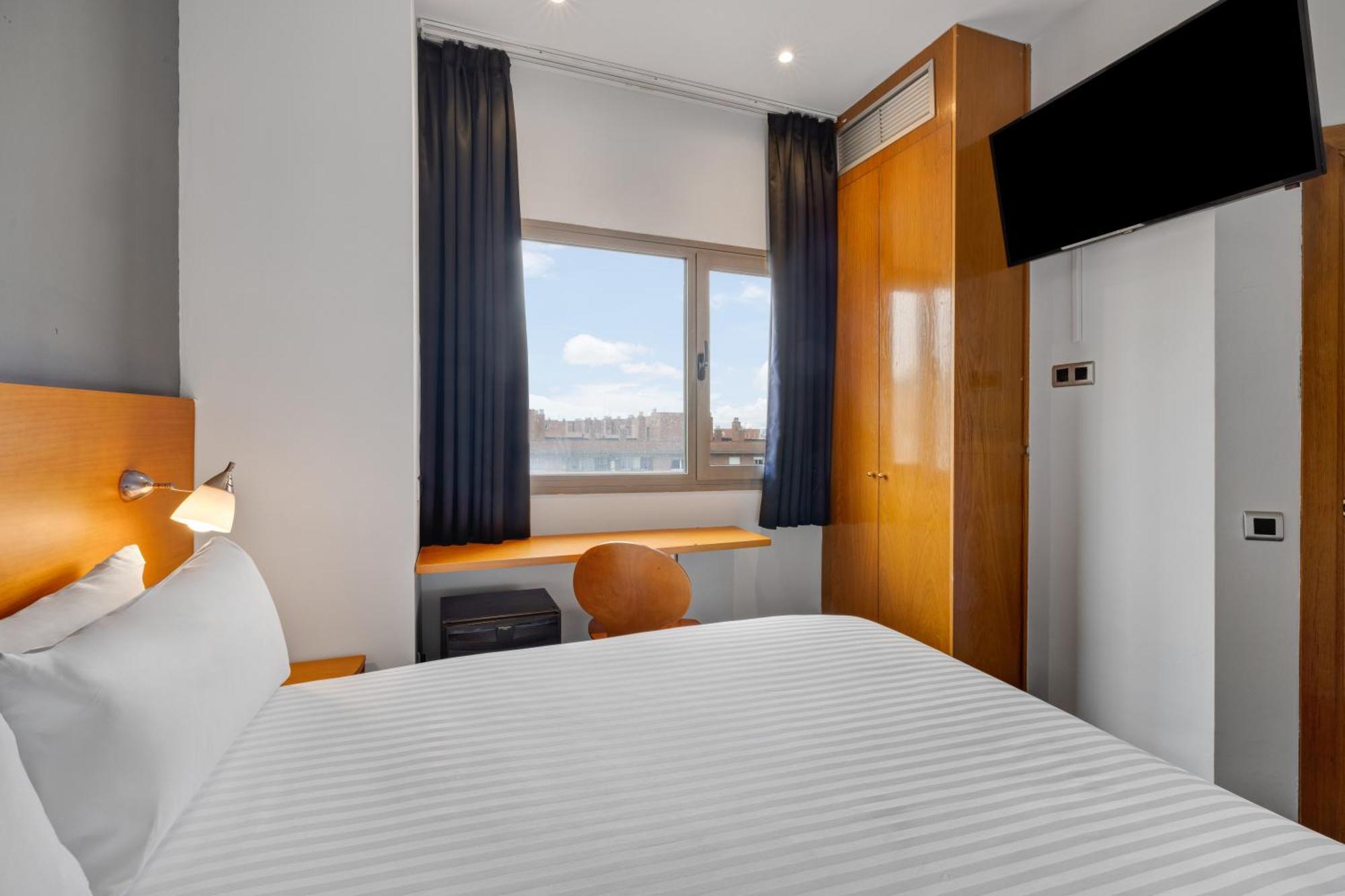 B&B Hotel Barcelona Mollet Porta De Gallecs Mollet del Valles Exterior photo