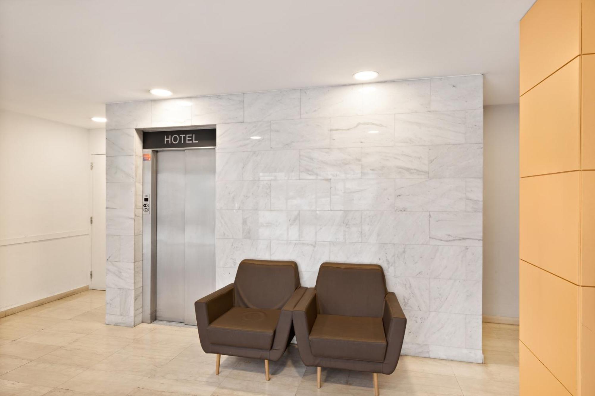 B&B Hotel Barcelona Mollet Porta De Gallecs Mollet del Valles Exterior photo